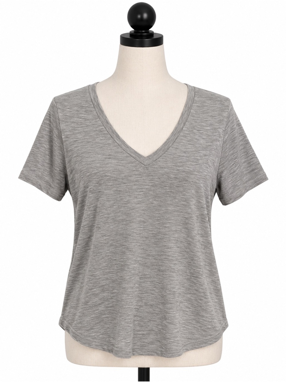 Jessica Simpson Gray V-Neck T-Shirt - Size Medium